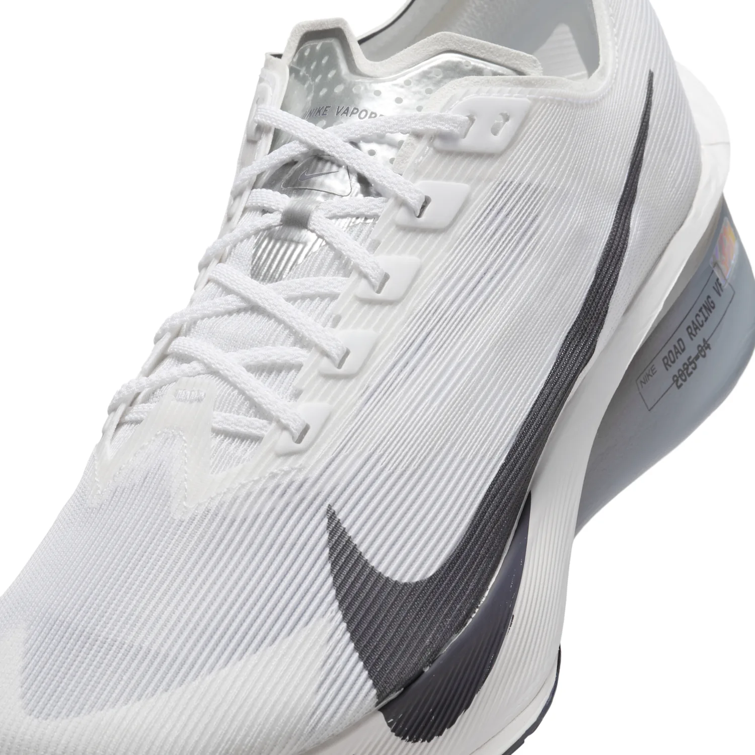 Nike Vaporfly 4 image 7