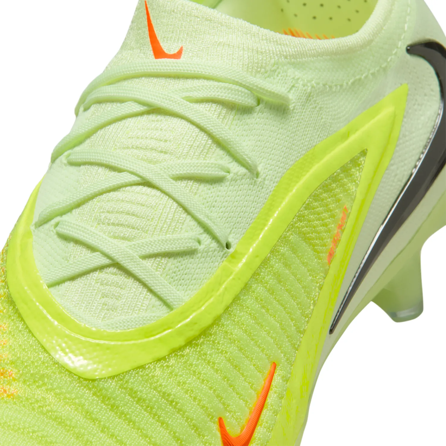 Nike Phantom 6 Low Elite image 9