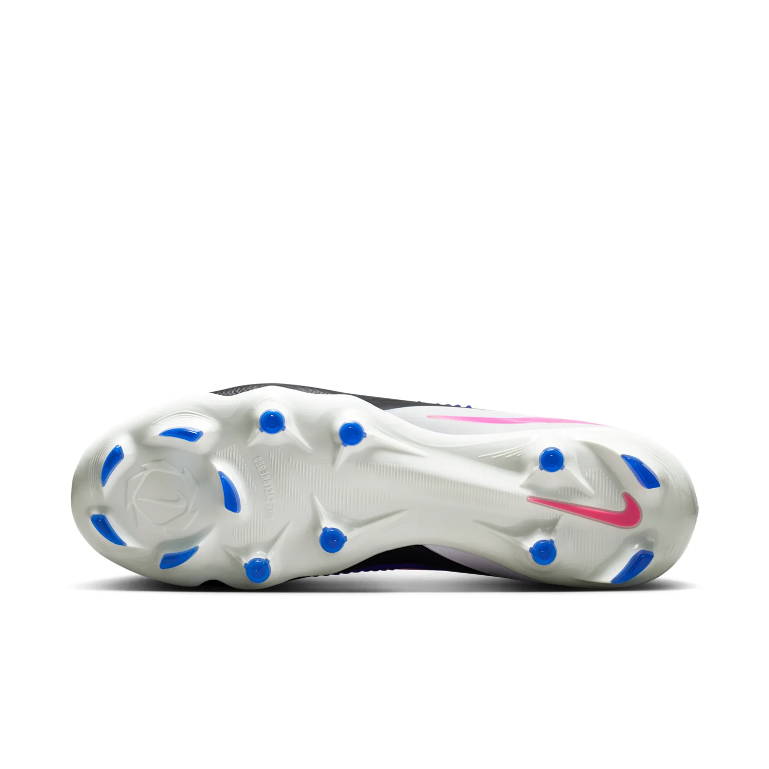 Nike Phantom 6 Low Pro image 3