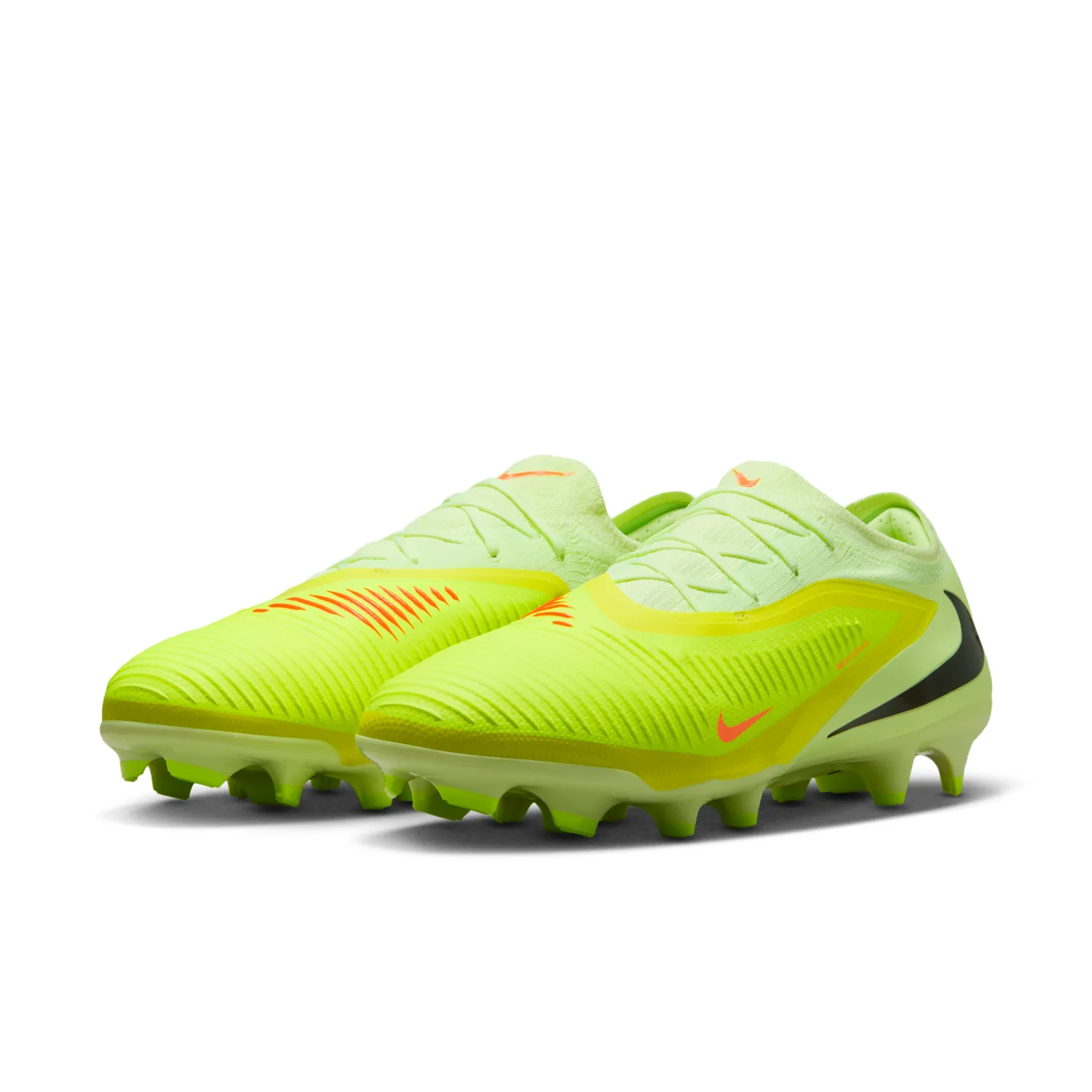 Nike Phantom 6 Low Pro image 5