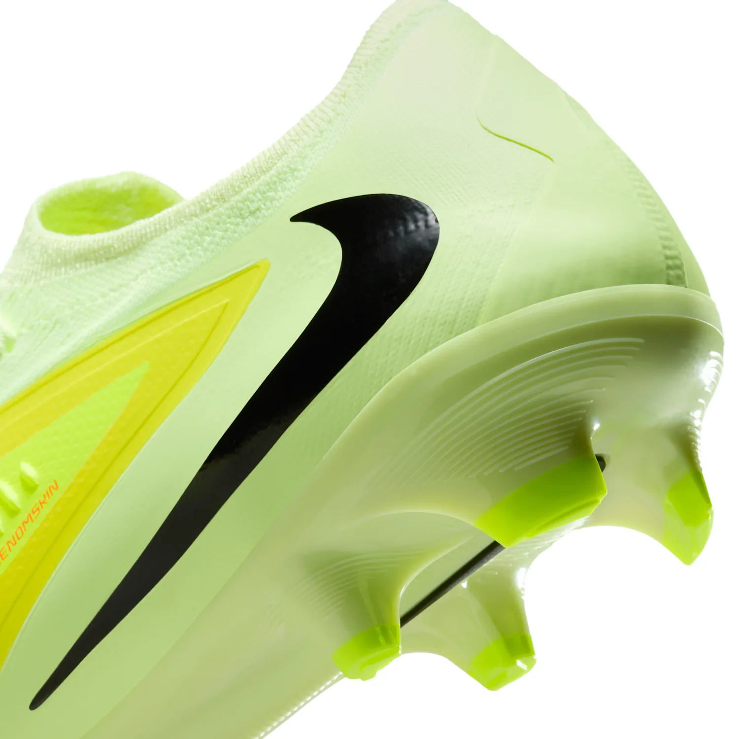 Nike Phantom 6 Low Pro image 9