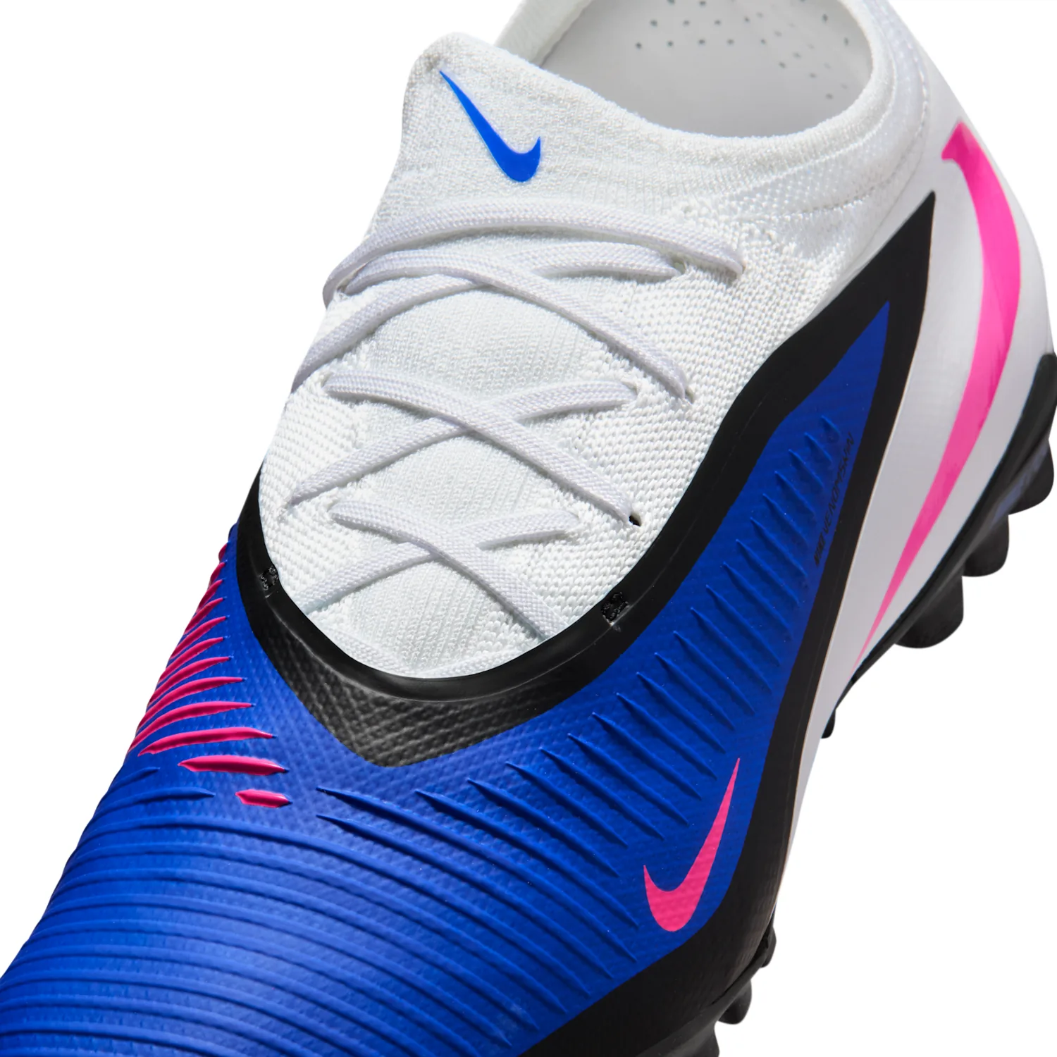 Nike Phantom 6 Low Pro image 7