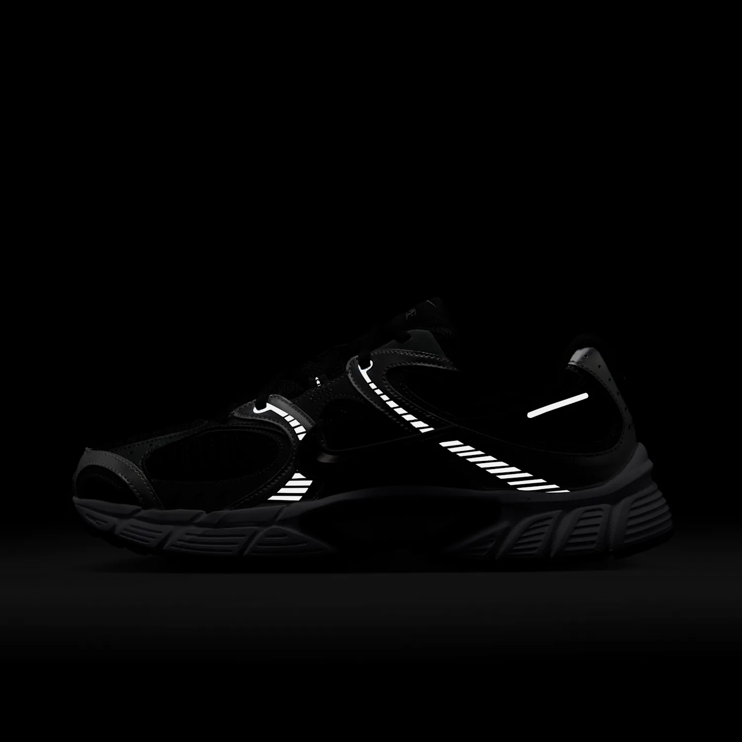 Nike V5 RNR image 3
