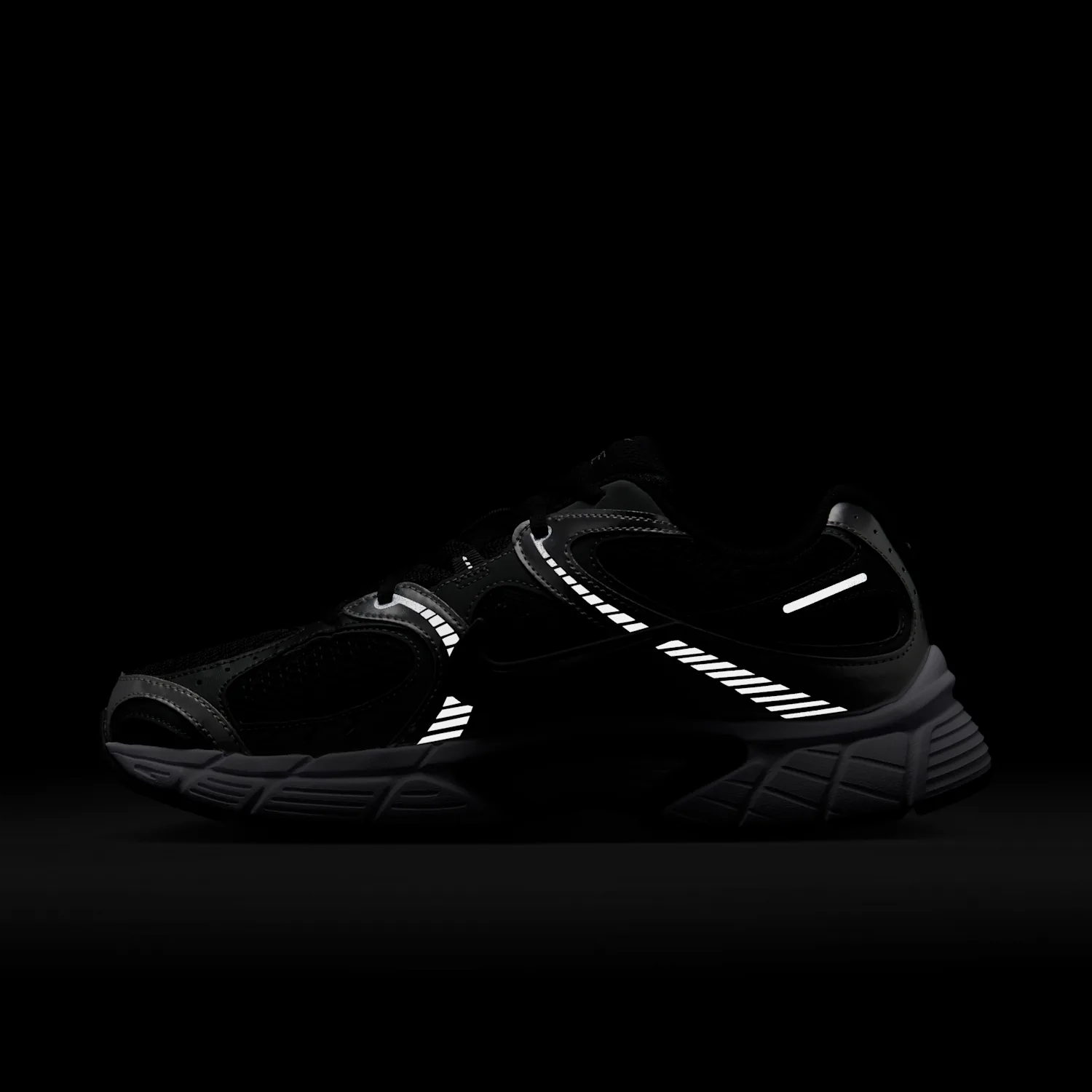 Nike V5 RNR image 4