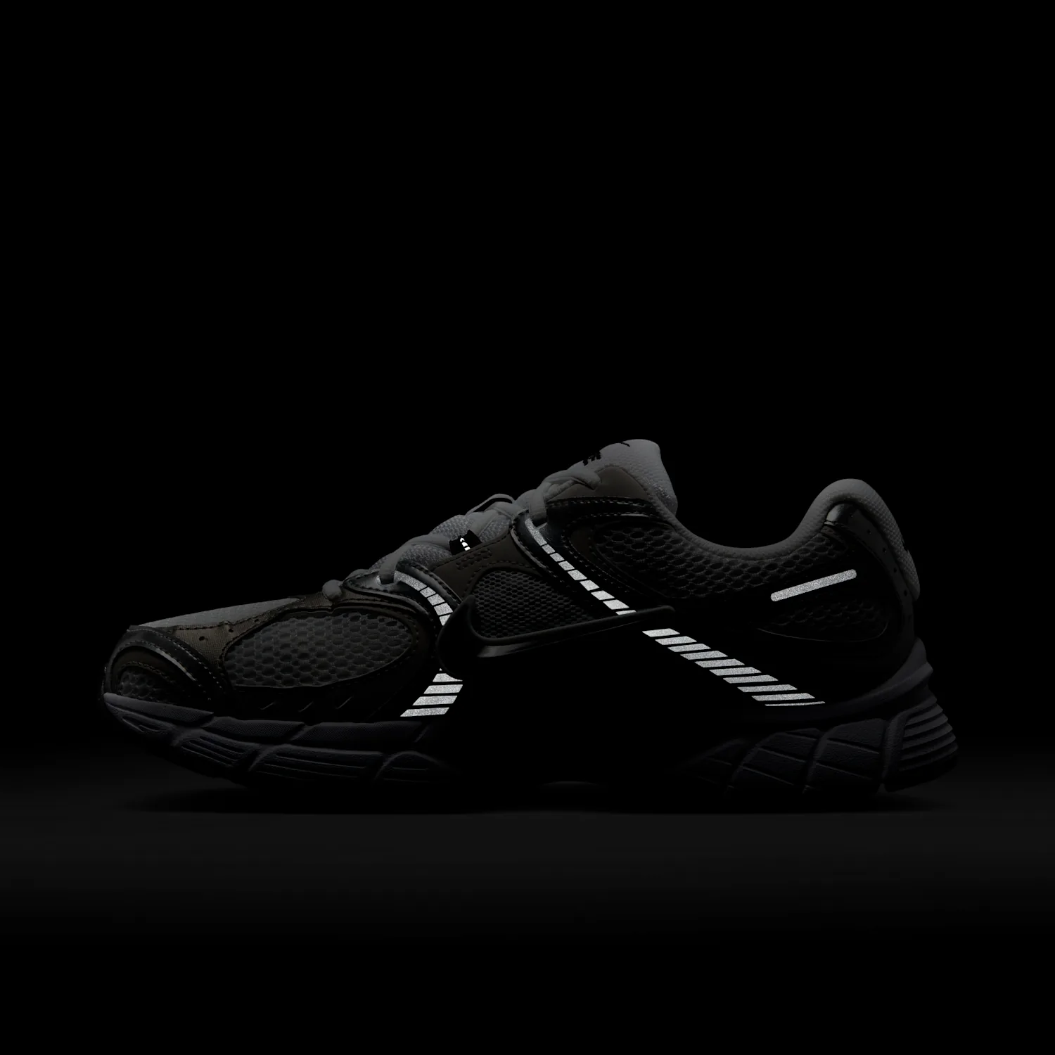 Nike V5 RNR image 2