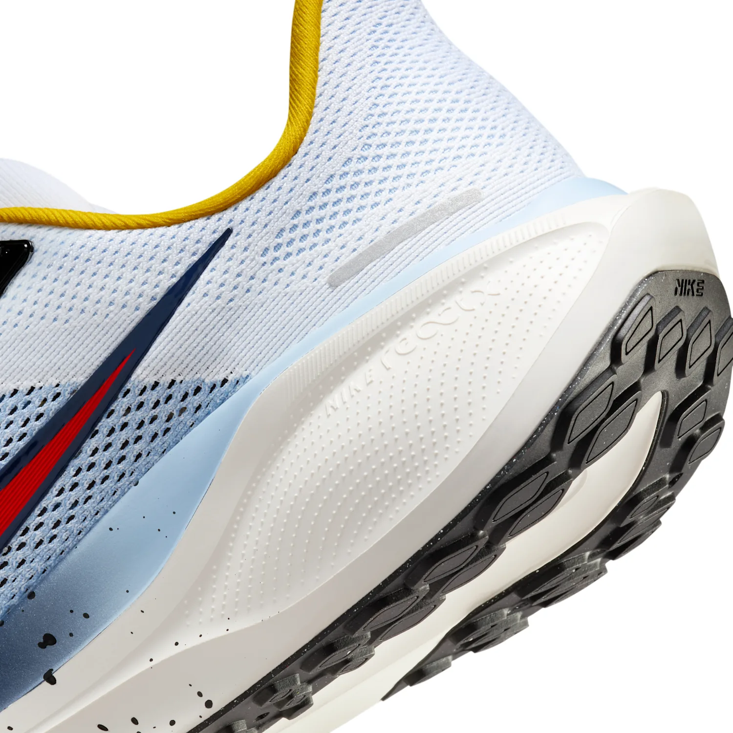 Nike Pegasus 41 image 12