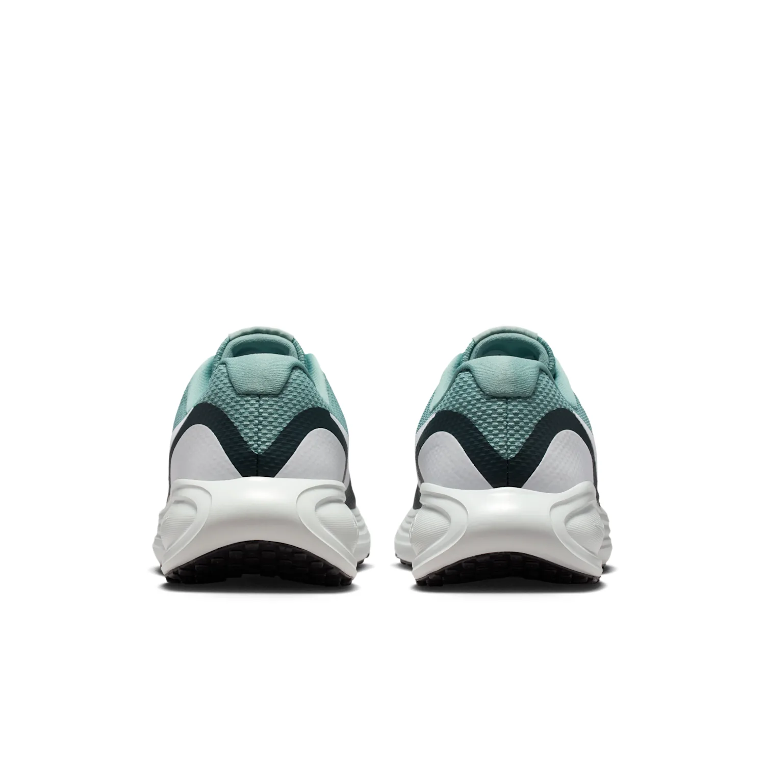 Nike Revolution 8 image 6