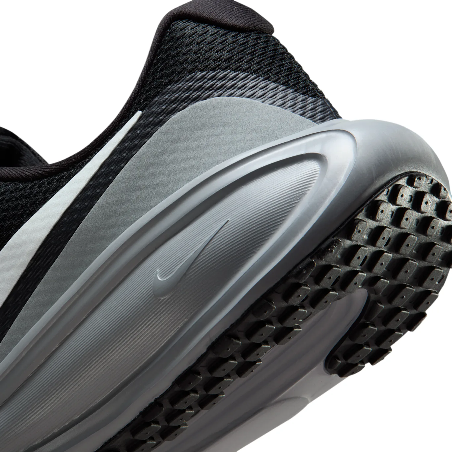 Nike Revolution 8 image 8
