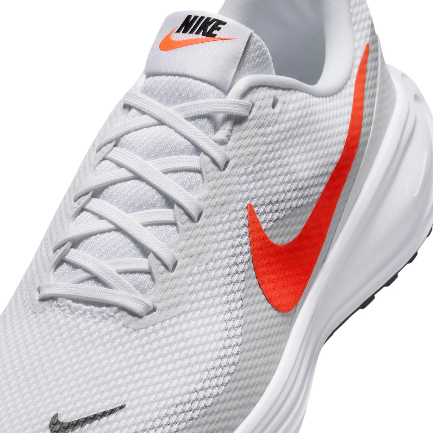 Nike Revolution 8 image 7