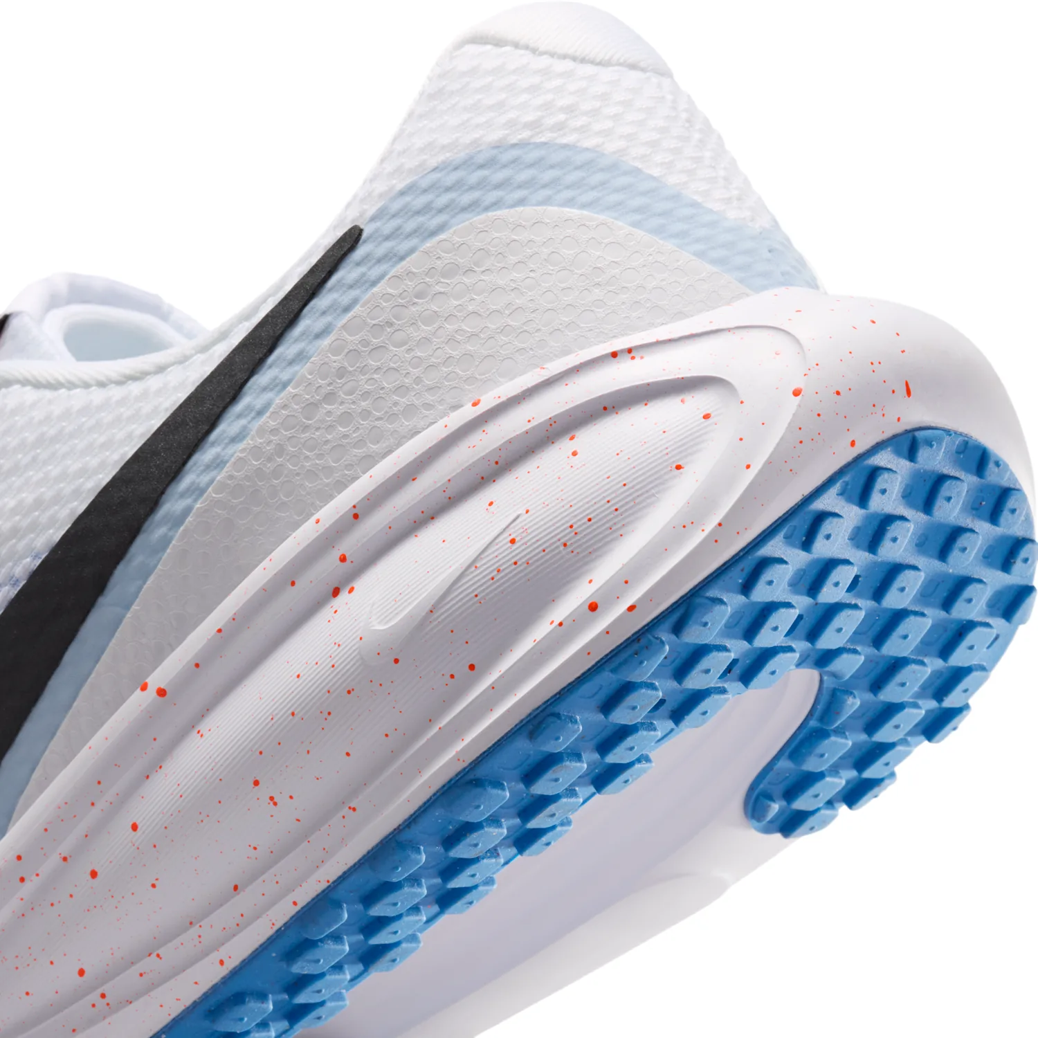 Nike Revolution 8 image 8