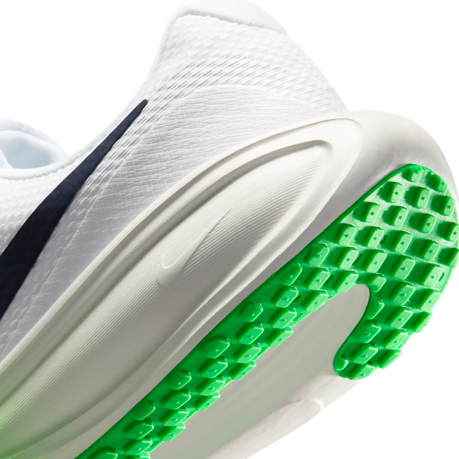 Nike Revolution 8 image 8
