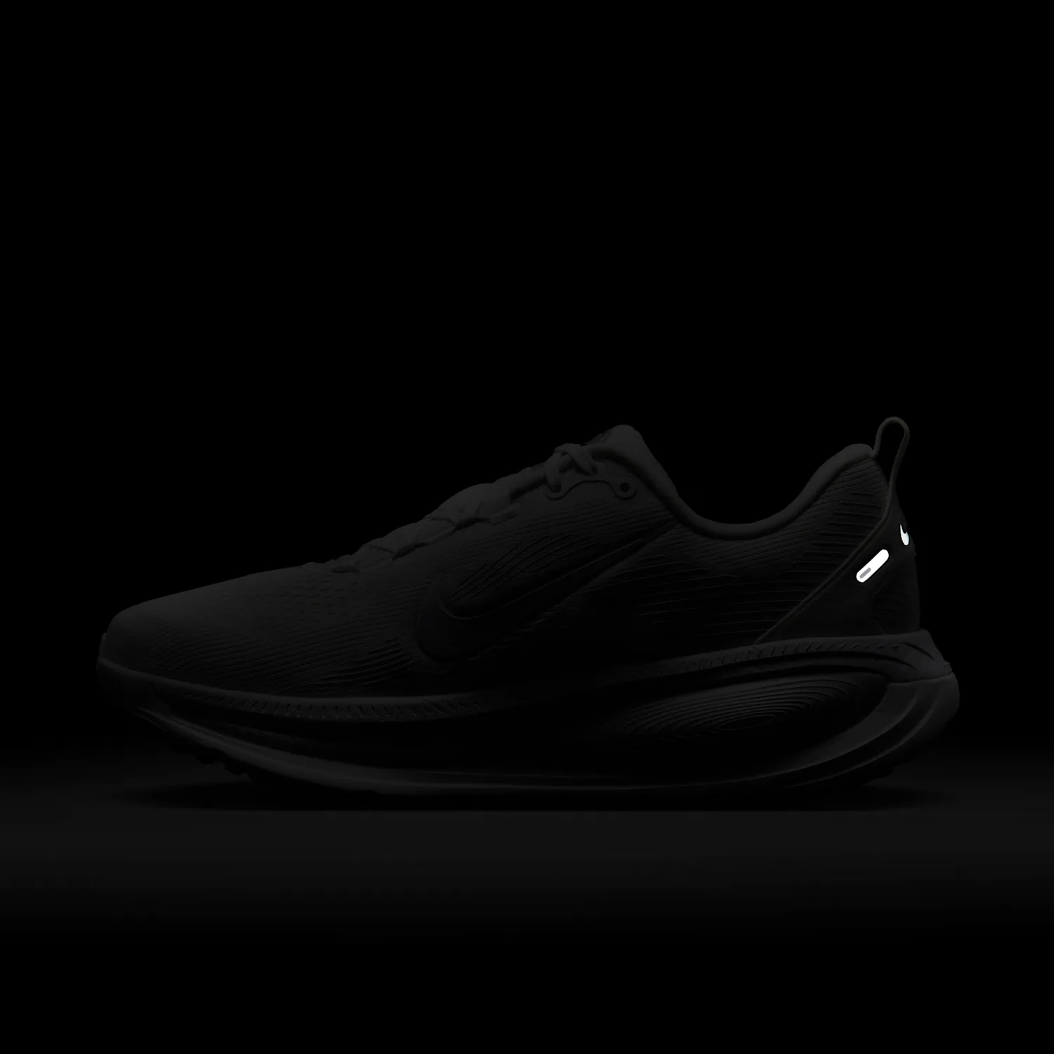 Nike Vomero 18 image 3