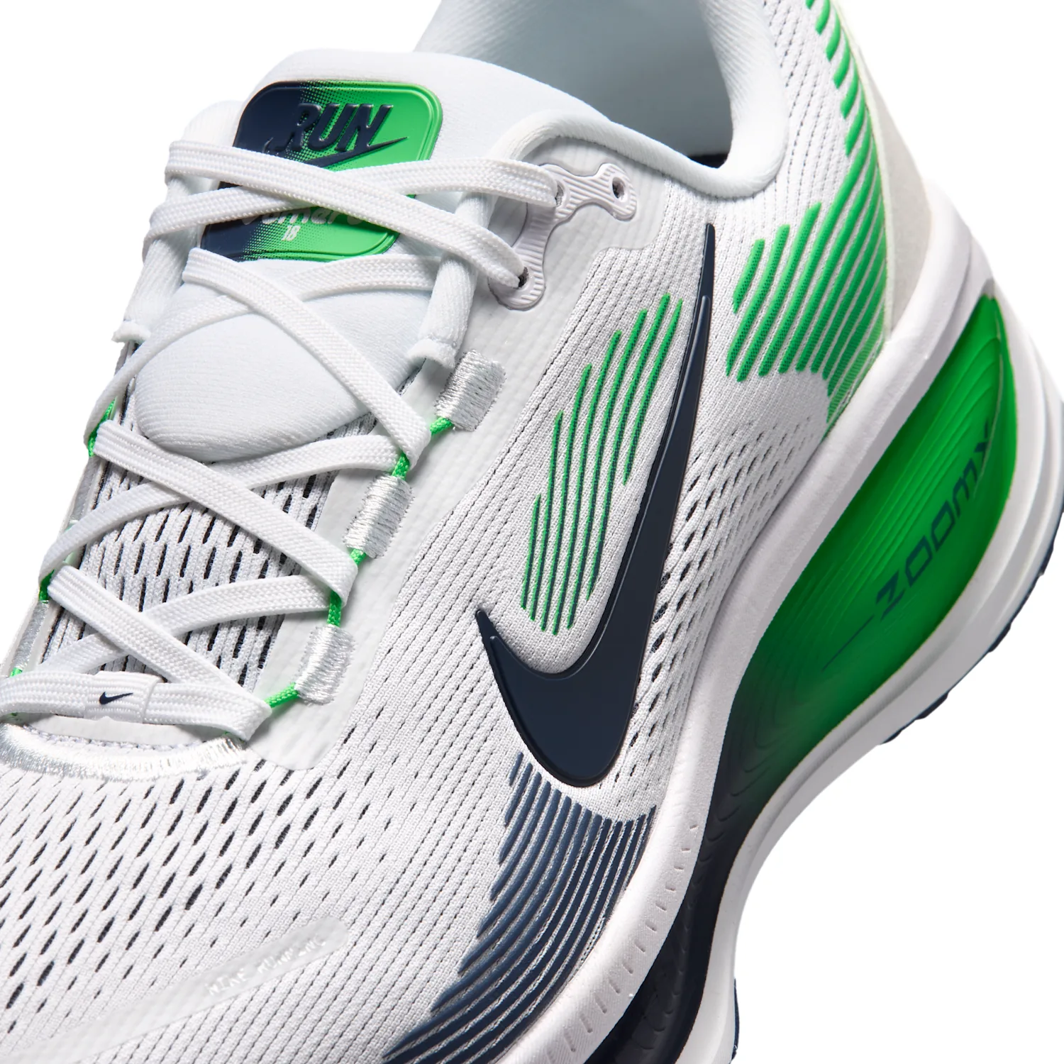 Nike Vomero 18 image 7