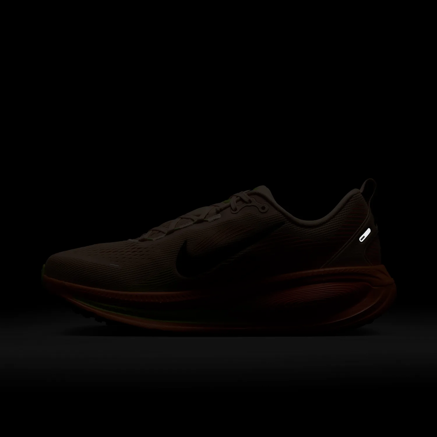 Nike Vomero 18 image 3