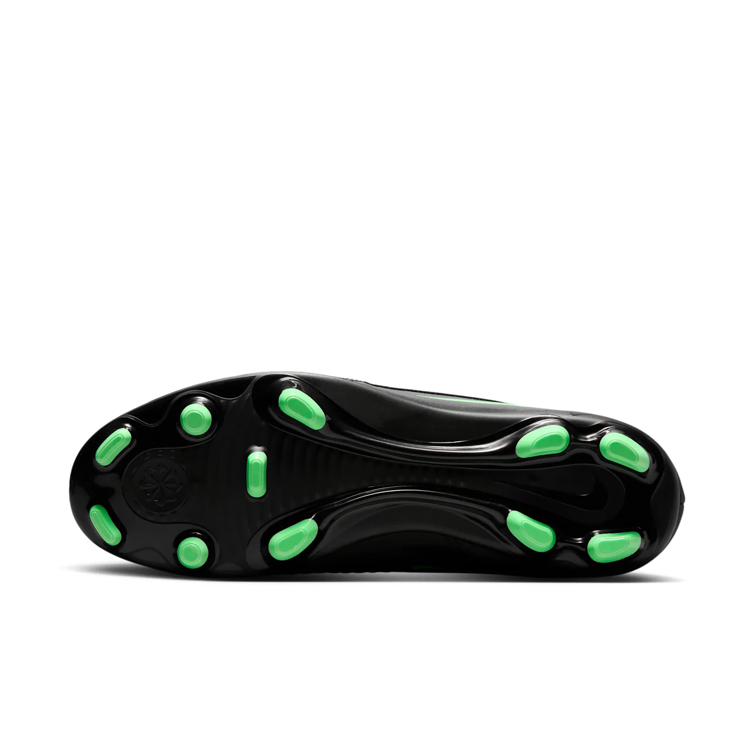Nike Phantom 6 Low Club image 2