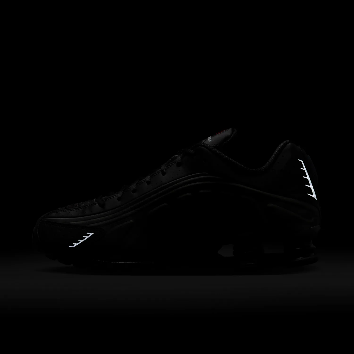 Nike Shox R4 image 4