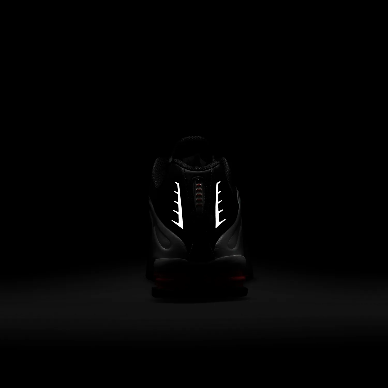 Nike Shox R4 image 2