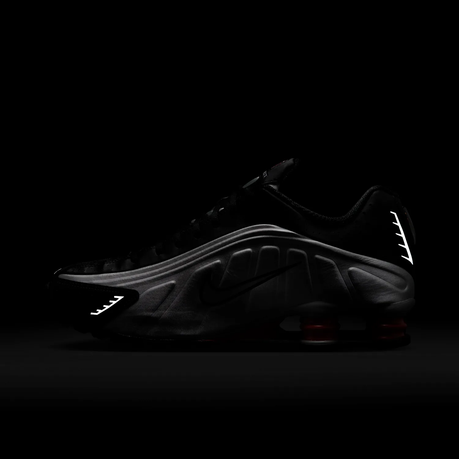 Nike Shox R4 image 4