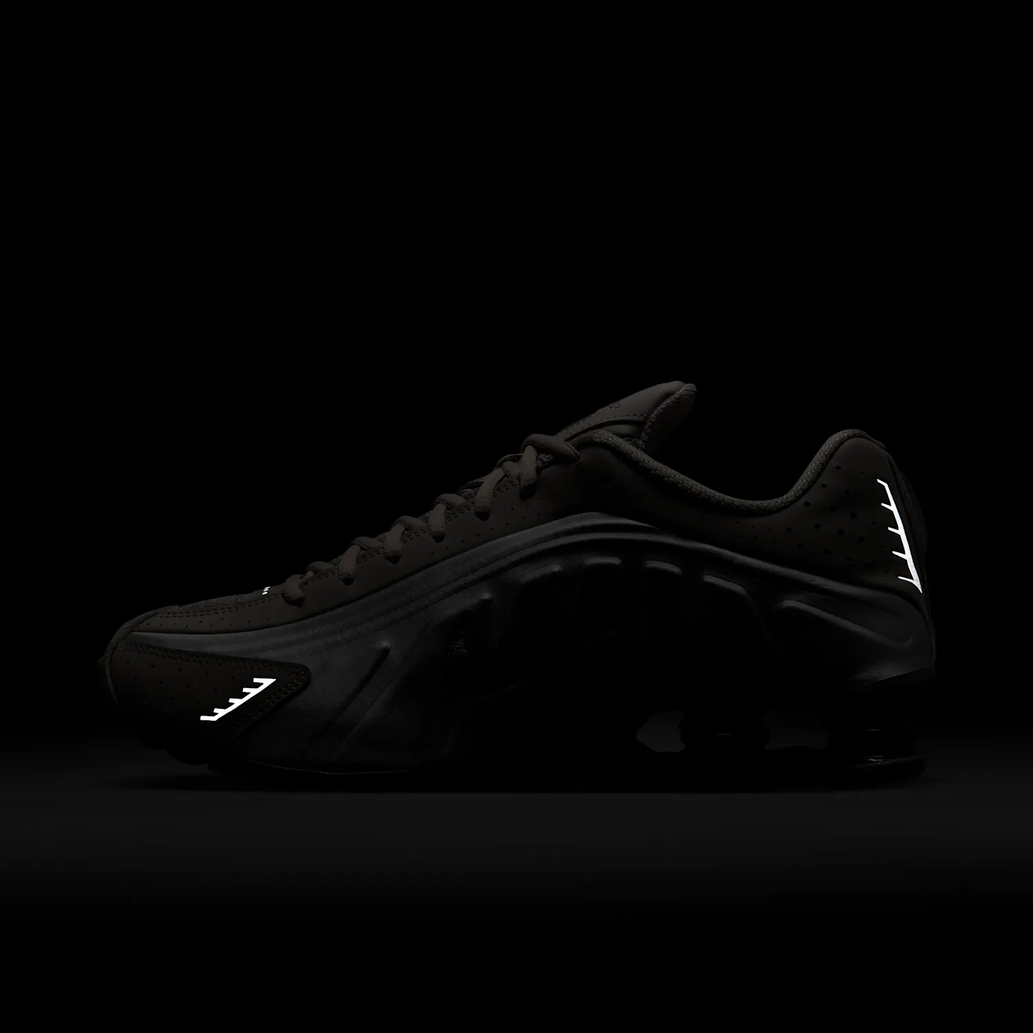 Nike Shox R4 image 4