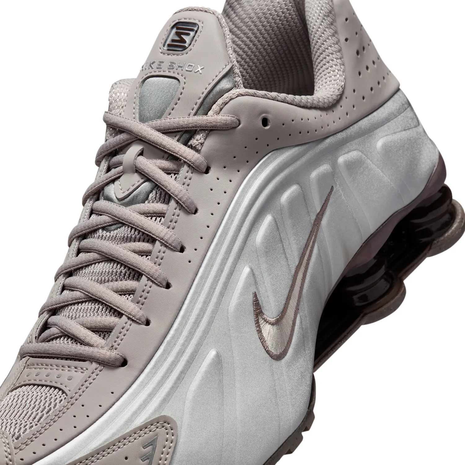 Nike Shox R4 image 10