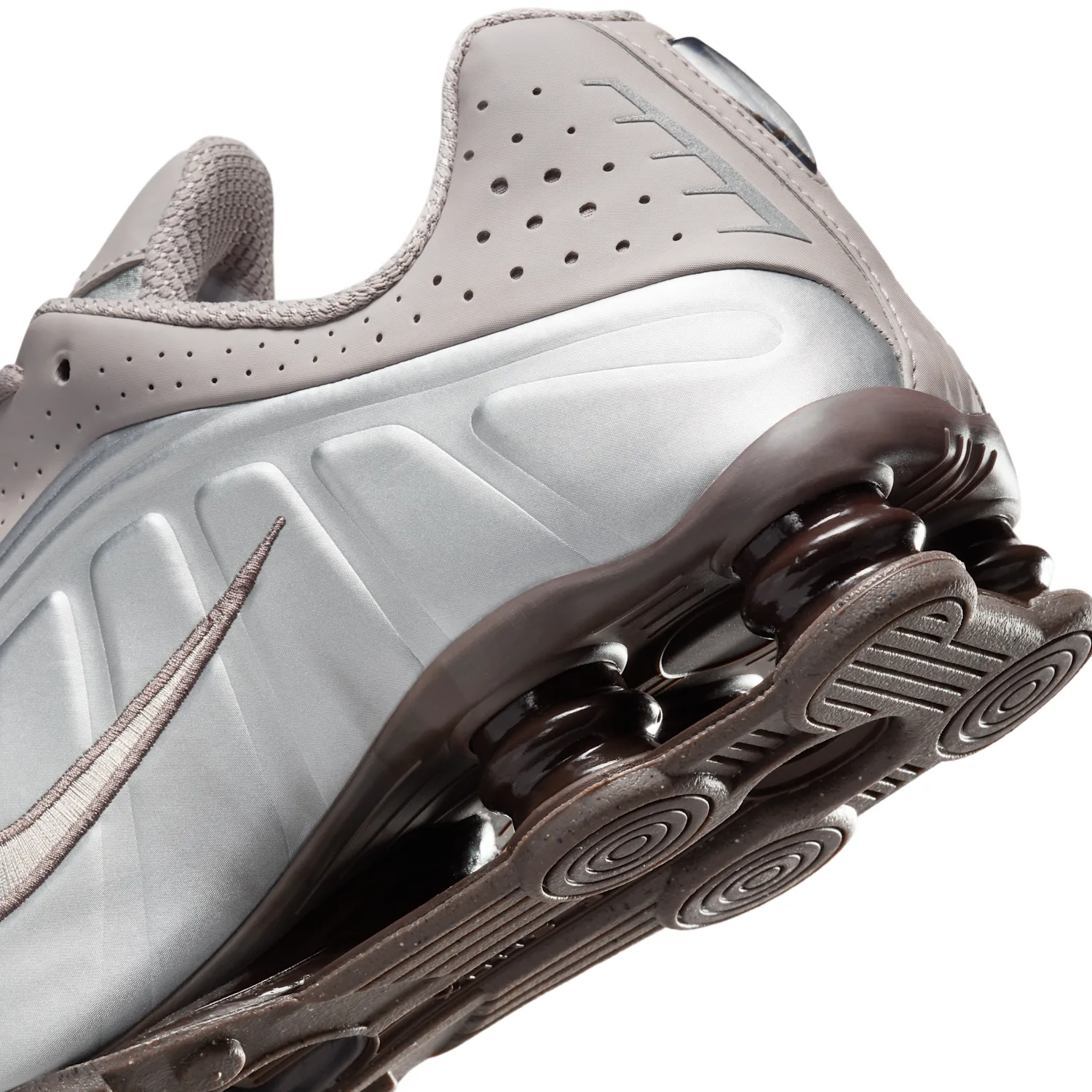 Nike Shox R4 image 11