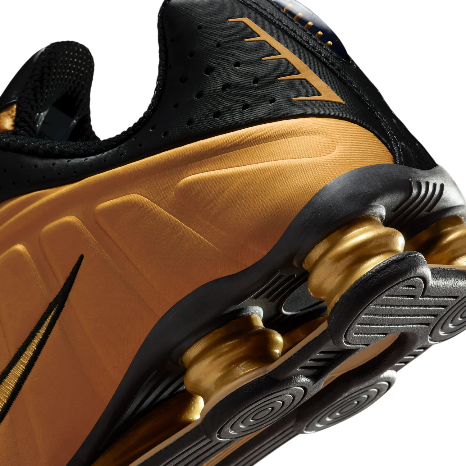 Nike Shox R4 image 8