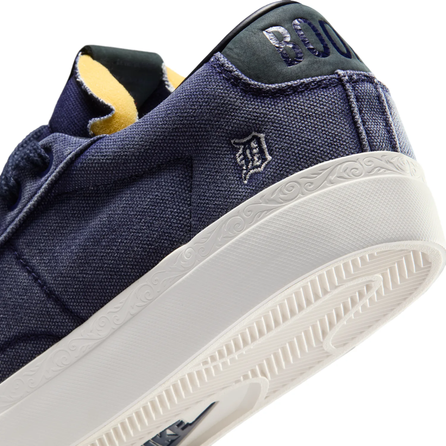 Nike Blazer Low x Book image 8