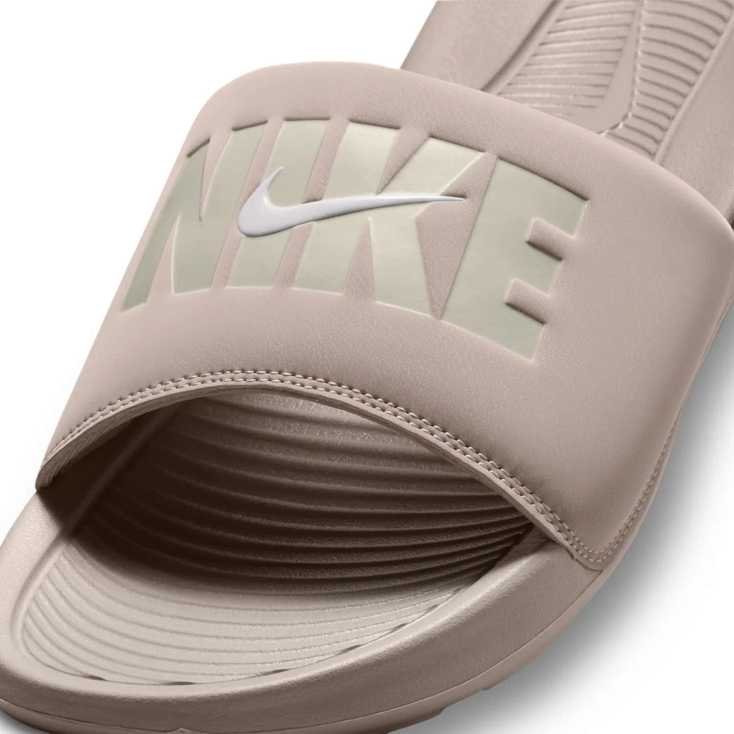 Nike Victori One SE image 6