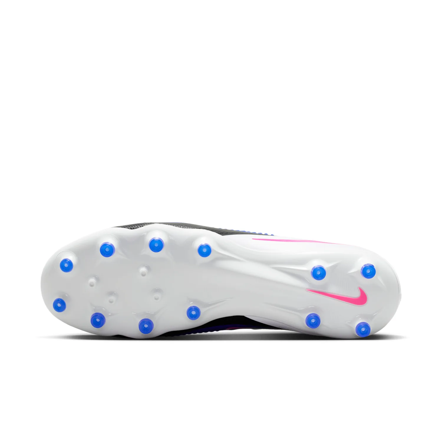 Nike Phantom 6 Low Pro image 2