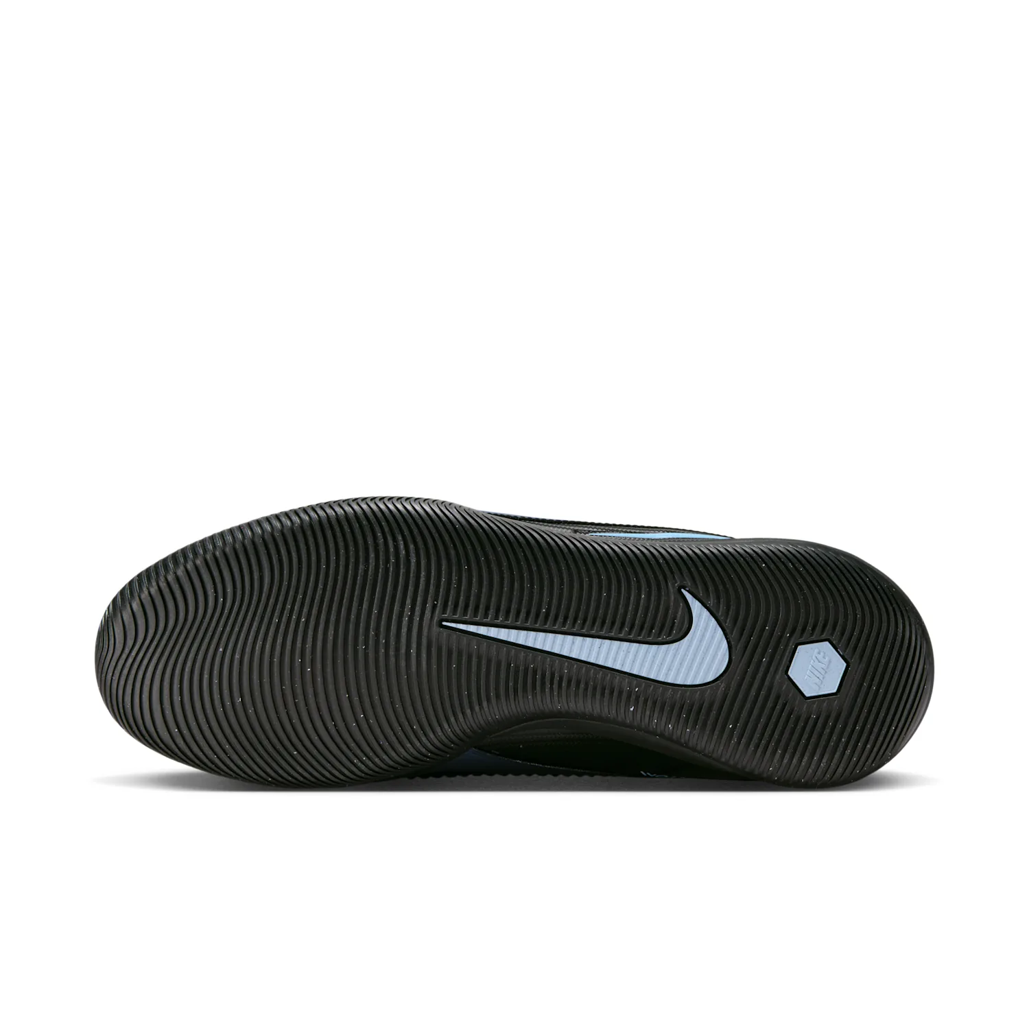 Nike Phantom 6 Low Academy image 2
