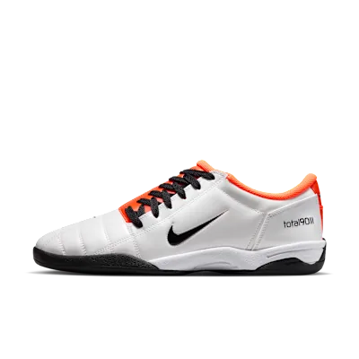Nike Total 90
