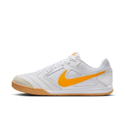 Nike Gato