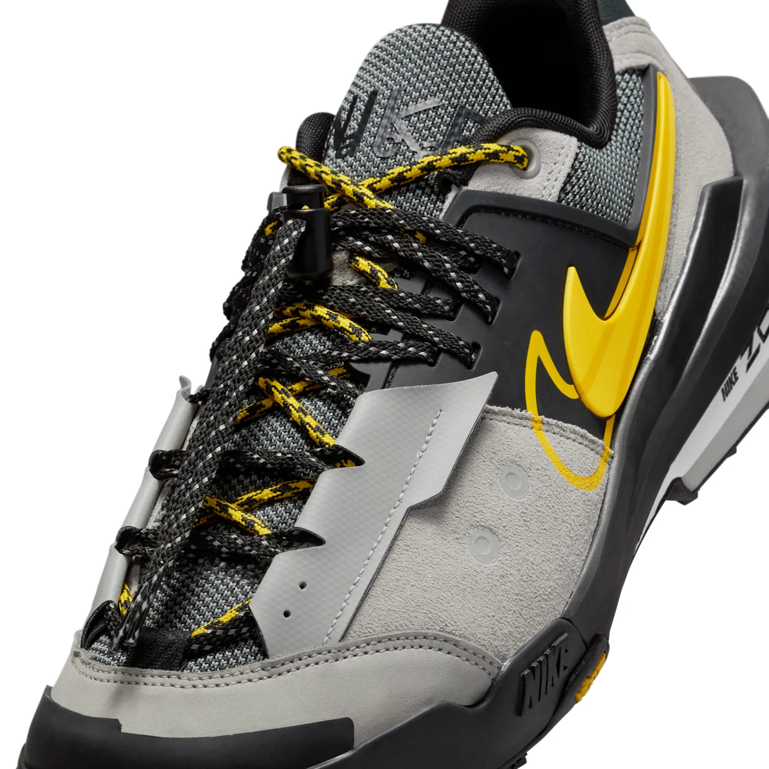 Nike Zegamadome x sacai image 10