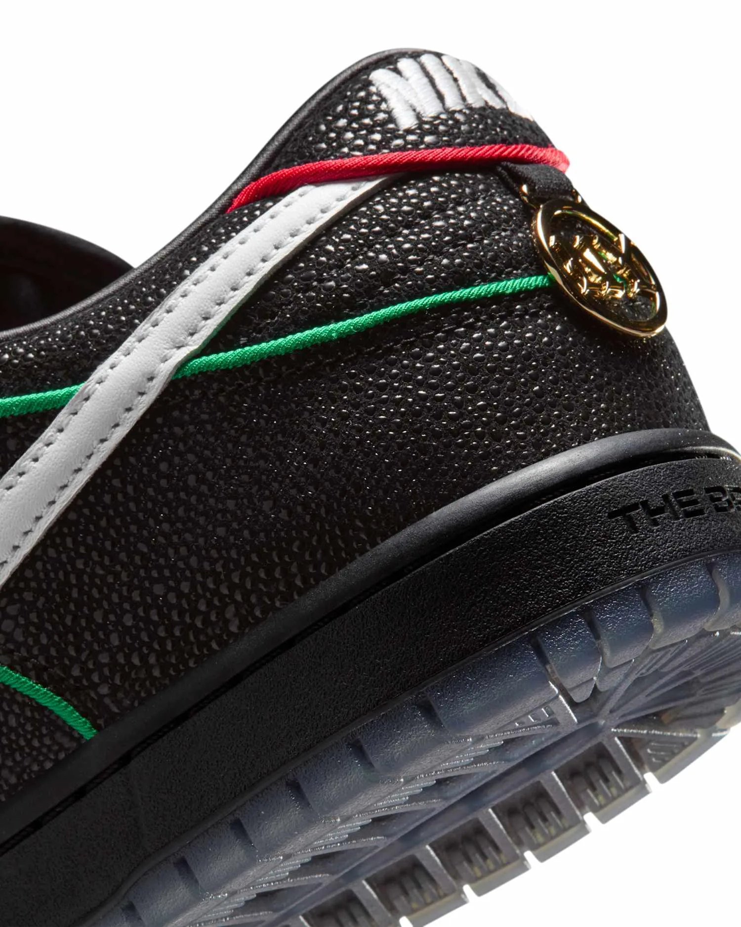 Nike SB Dunk Low Pro image 11