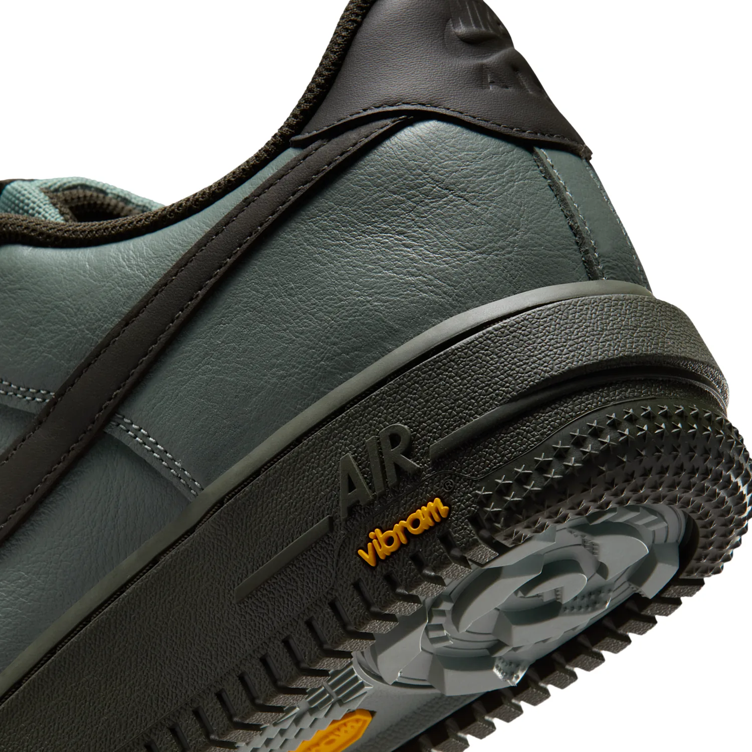 Air Force 1 GORE-TEX Vibram image 10