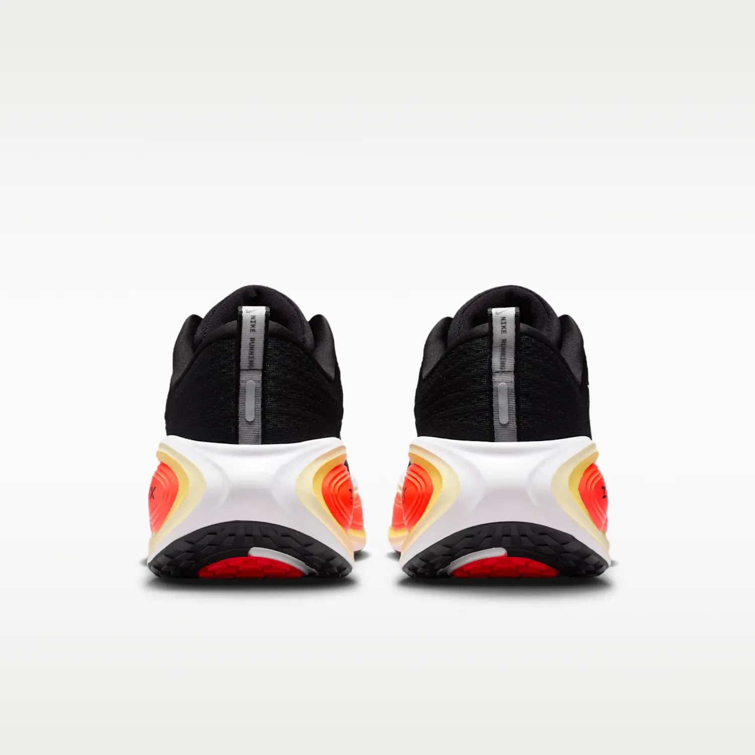 Nike Vomero Plus image 6