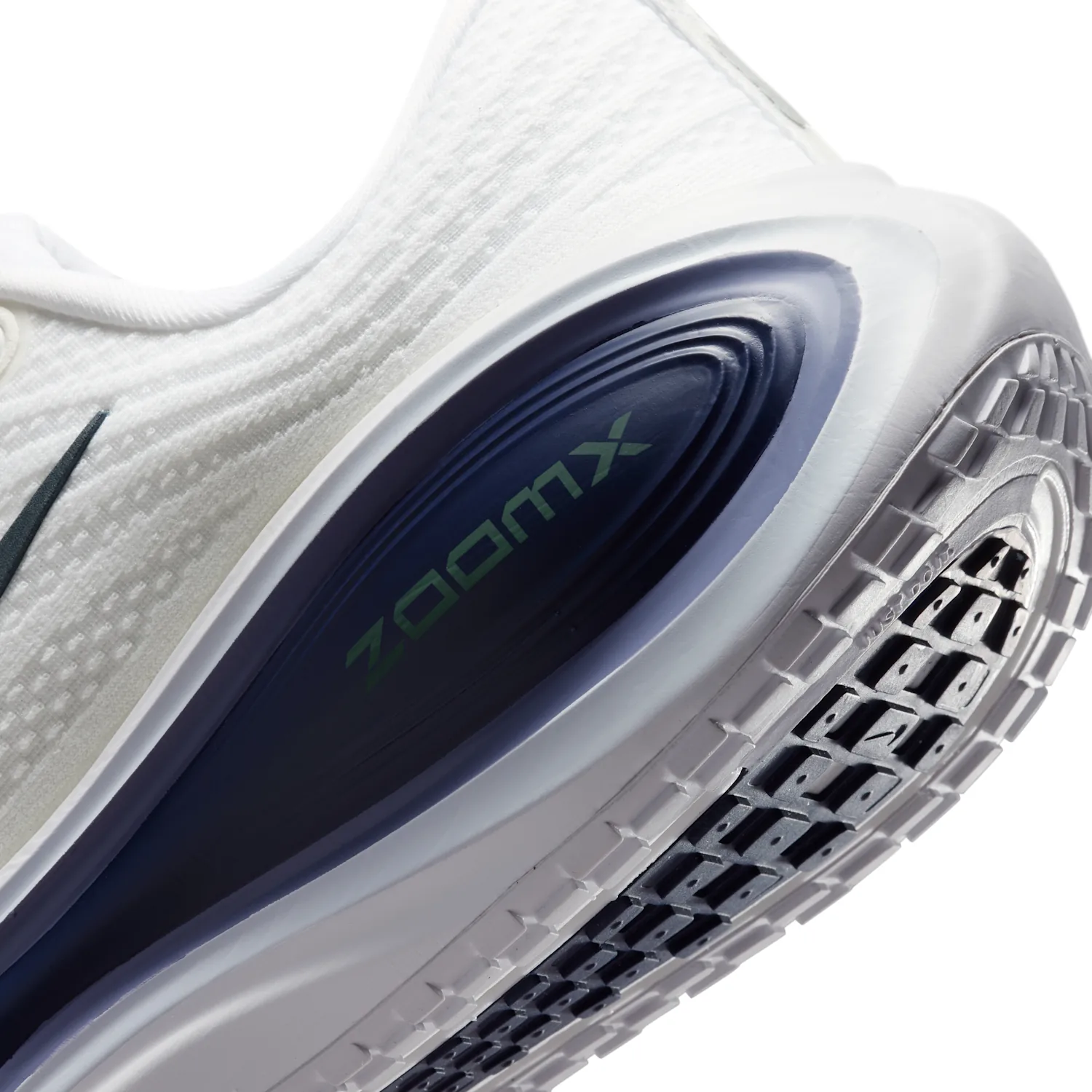 Nike Vomero Plus image 8
