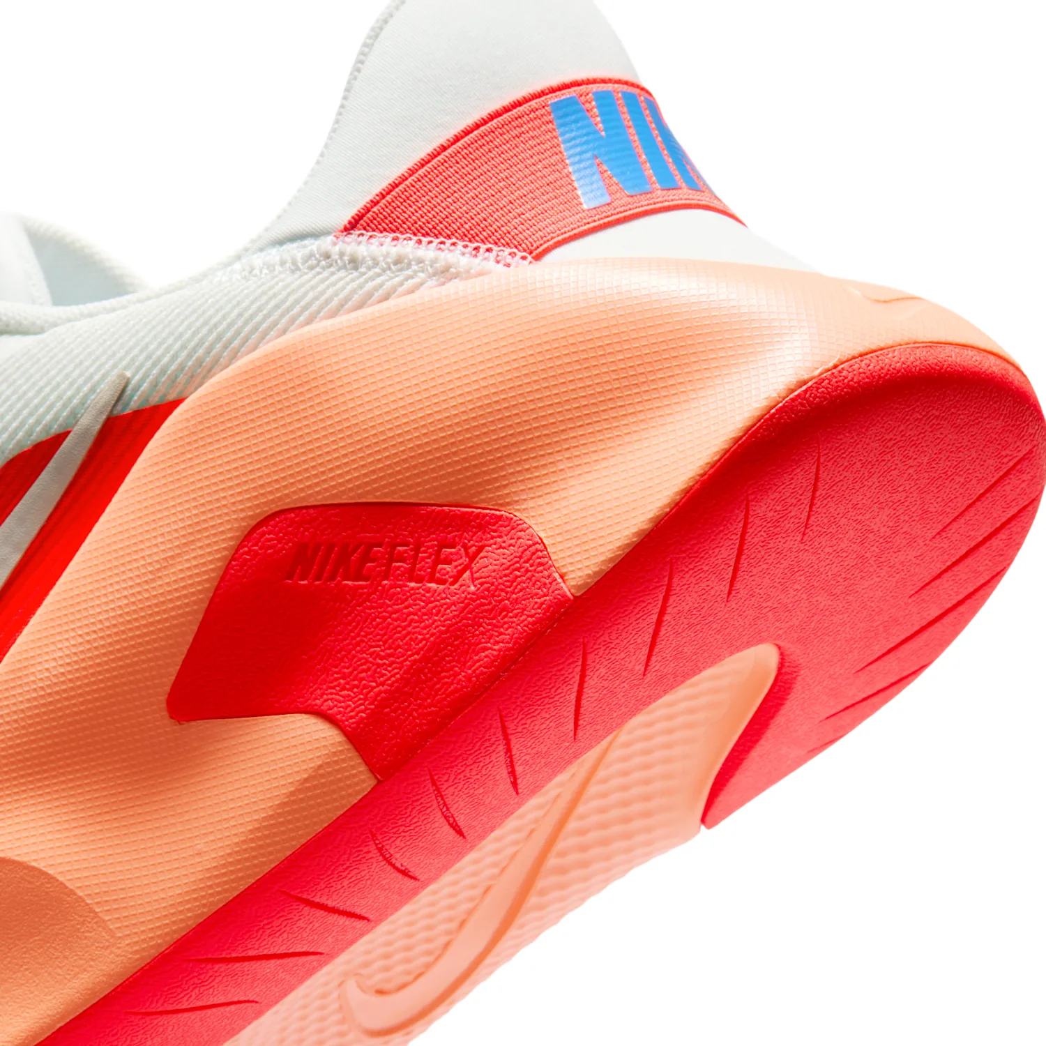 Nike Flex Train image 8