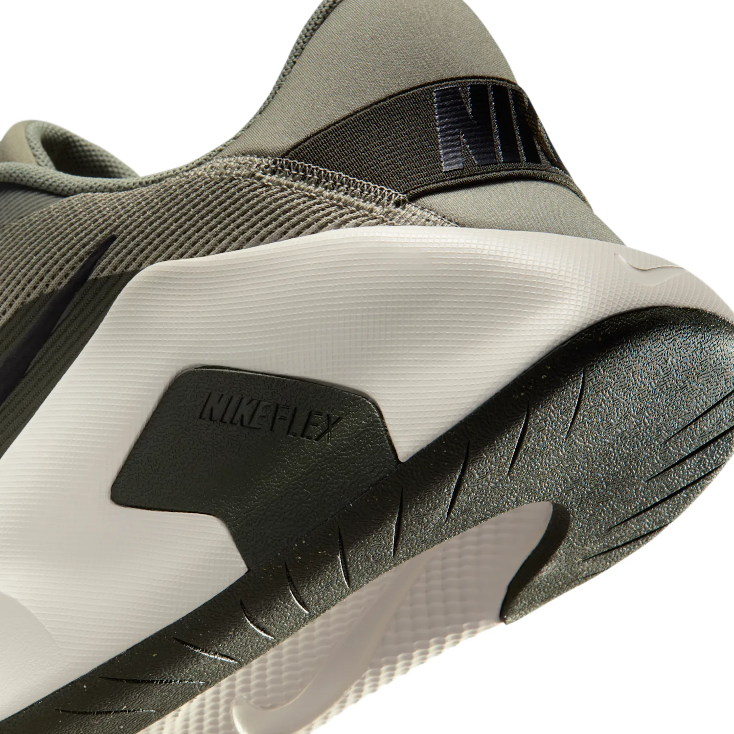 Nike Flex Train image 8