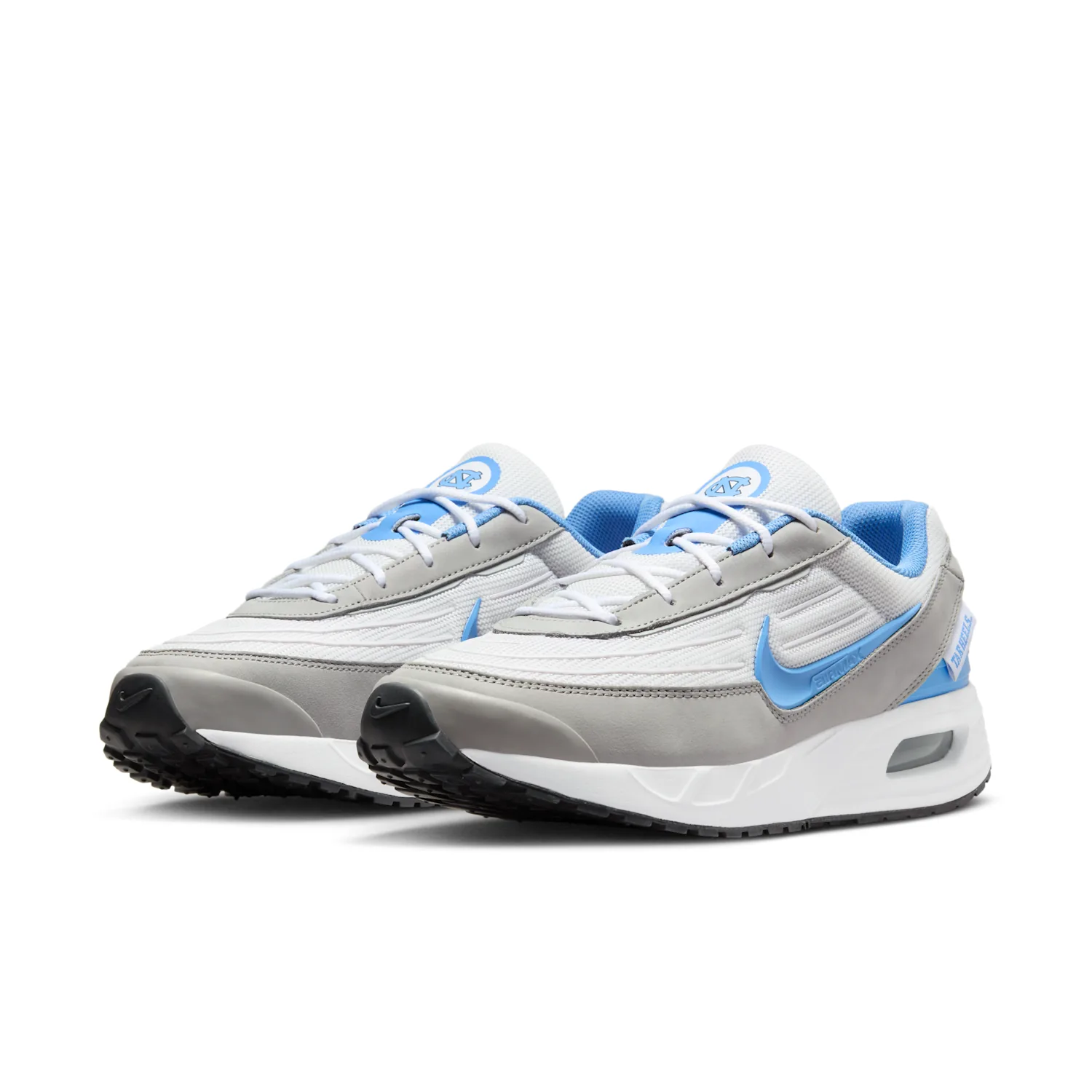 Nike College Air Max Verse (UNC) image 5