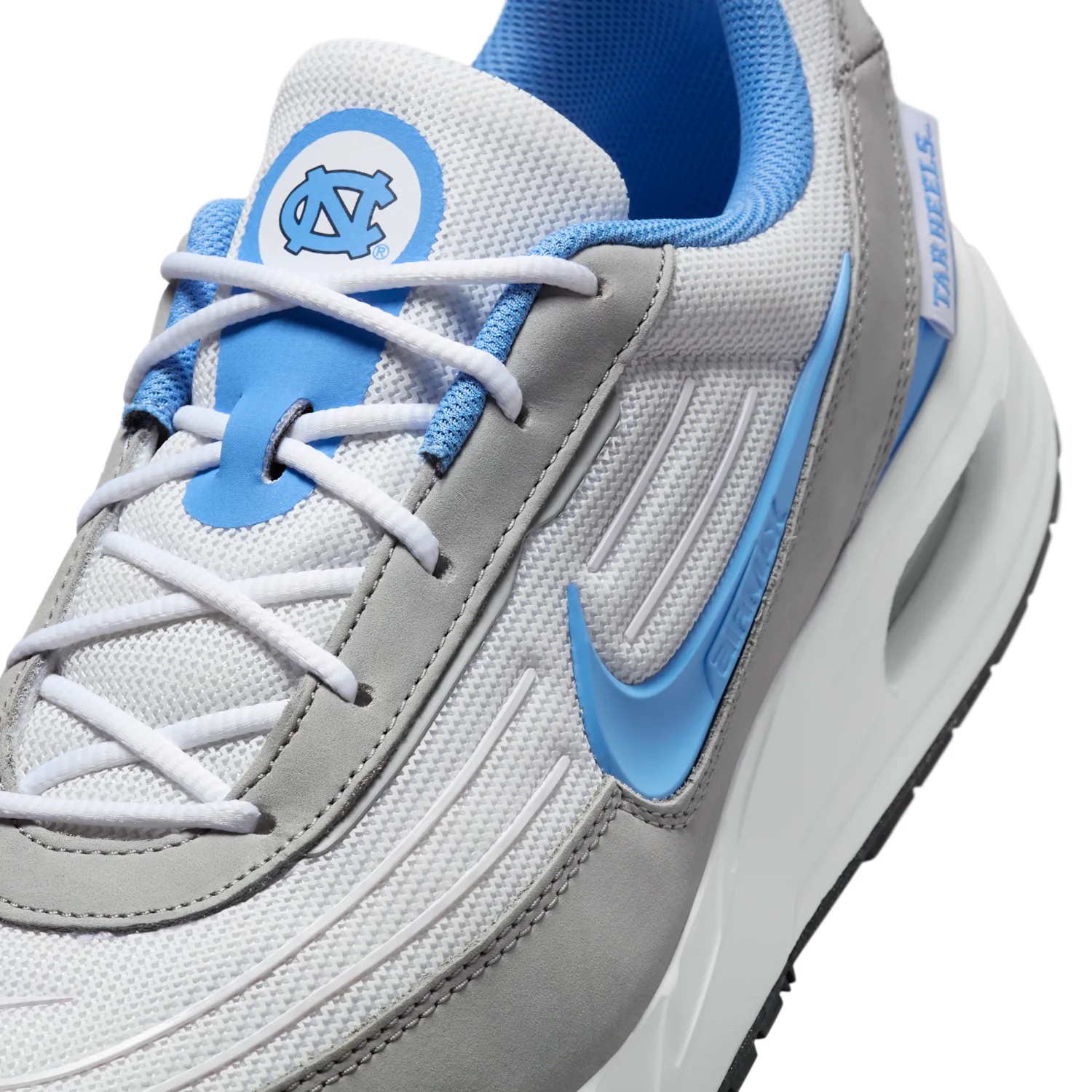 Nike College Air Max Verse (UNC) image 7