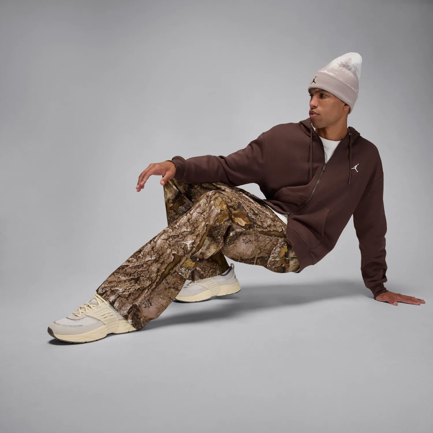 Jordan Trunner O/S image 3