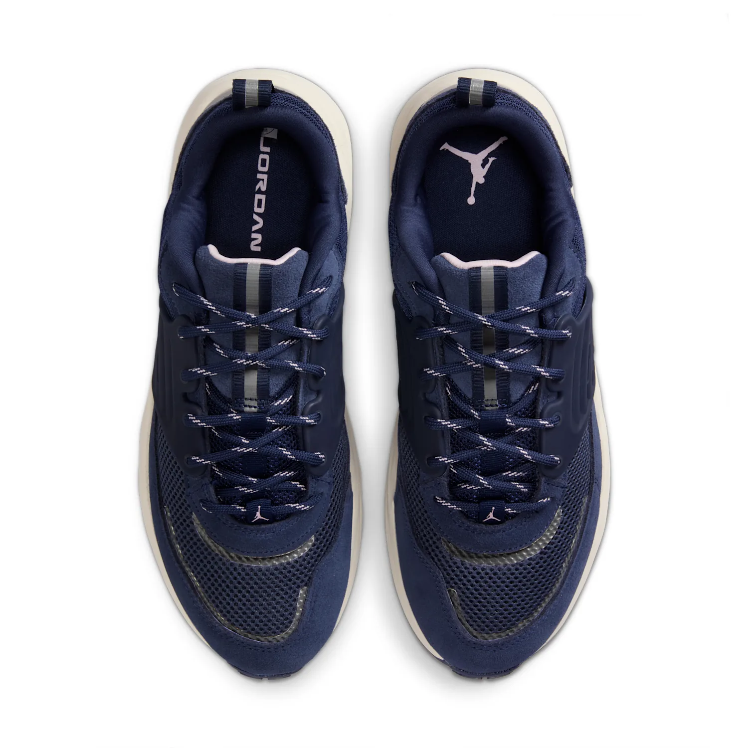 Jordan Trunner O/S image 4