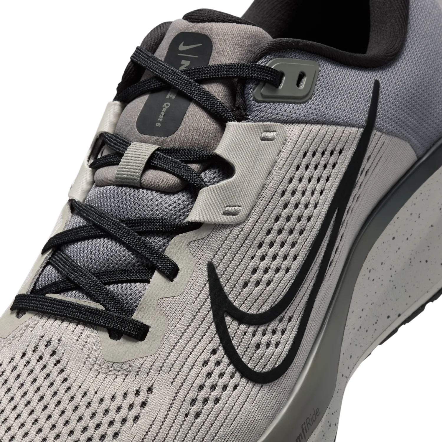 Nike Quest 6 image 7