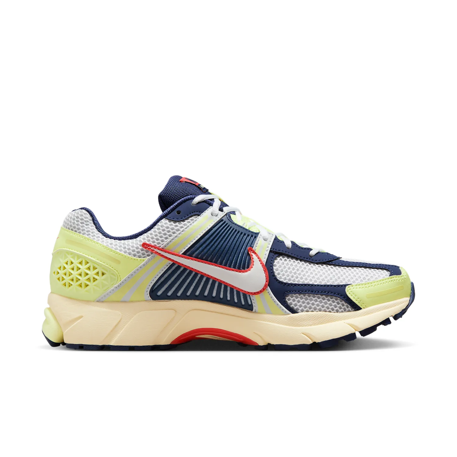 Nike Zoom Vomero 5 image 3