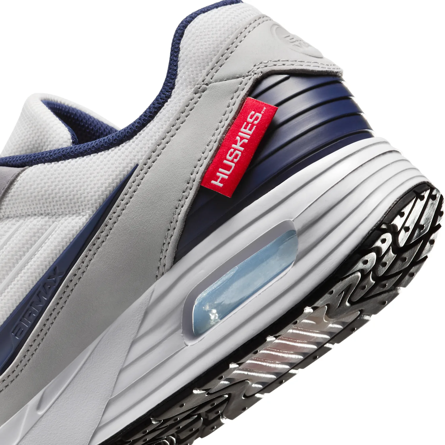 Nike College Air Max Verse (UConn) image 8