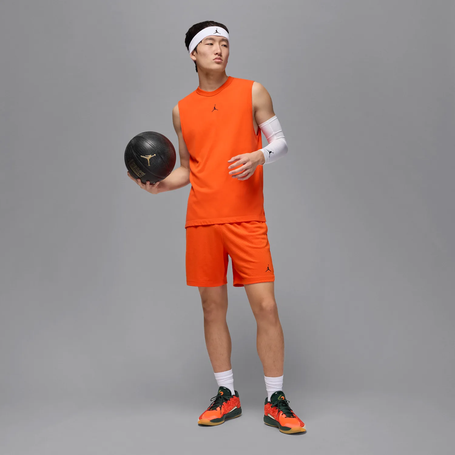 Luka 4 "Gone Camping" image 2