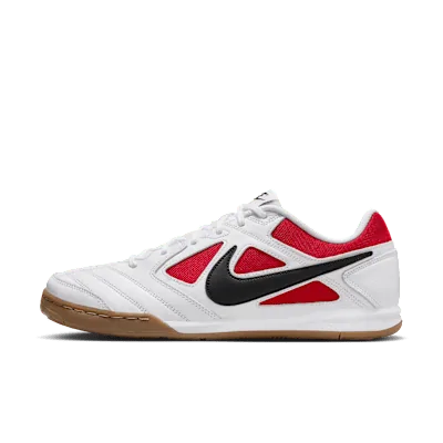 Nike Gato