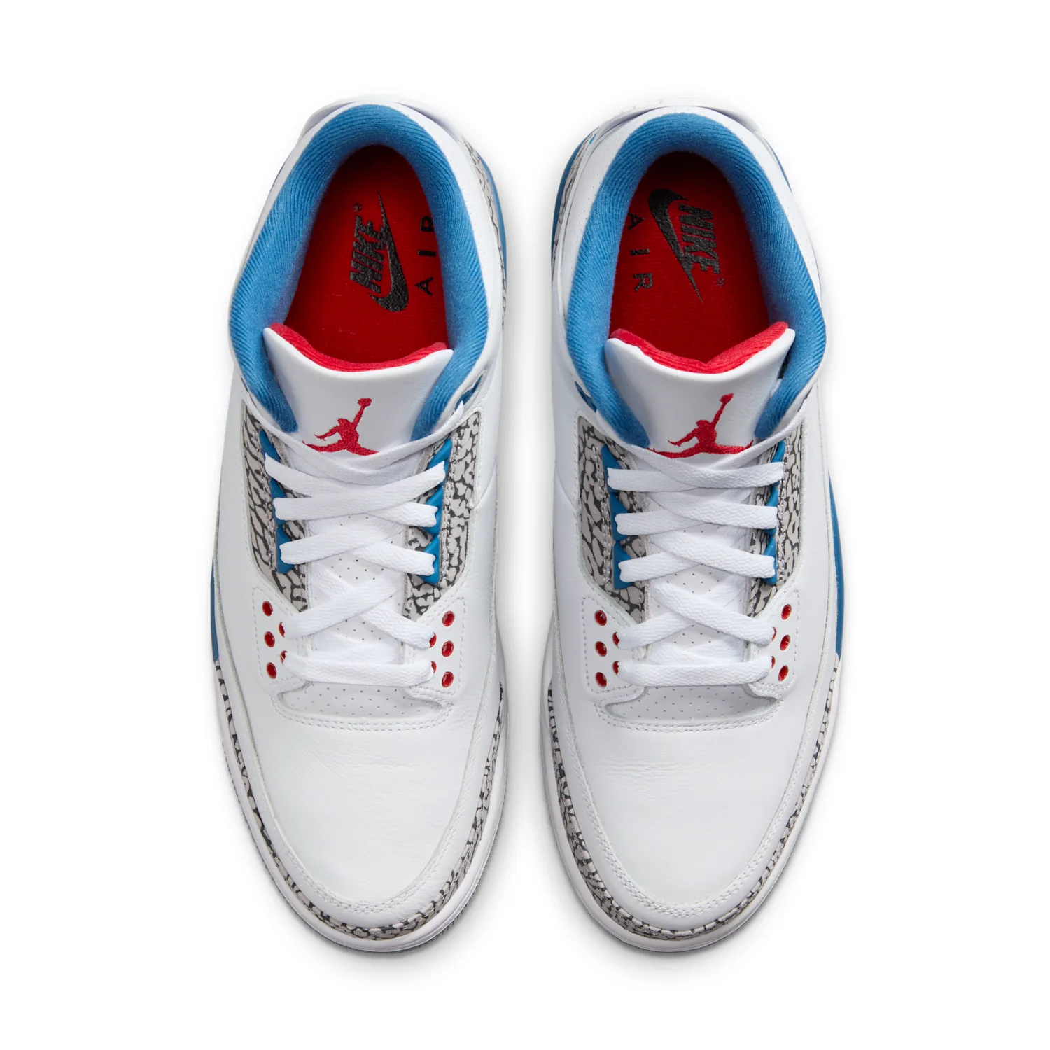 Air Jordan 3 Retro "True Blue" image 4