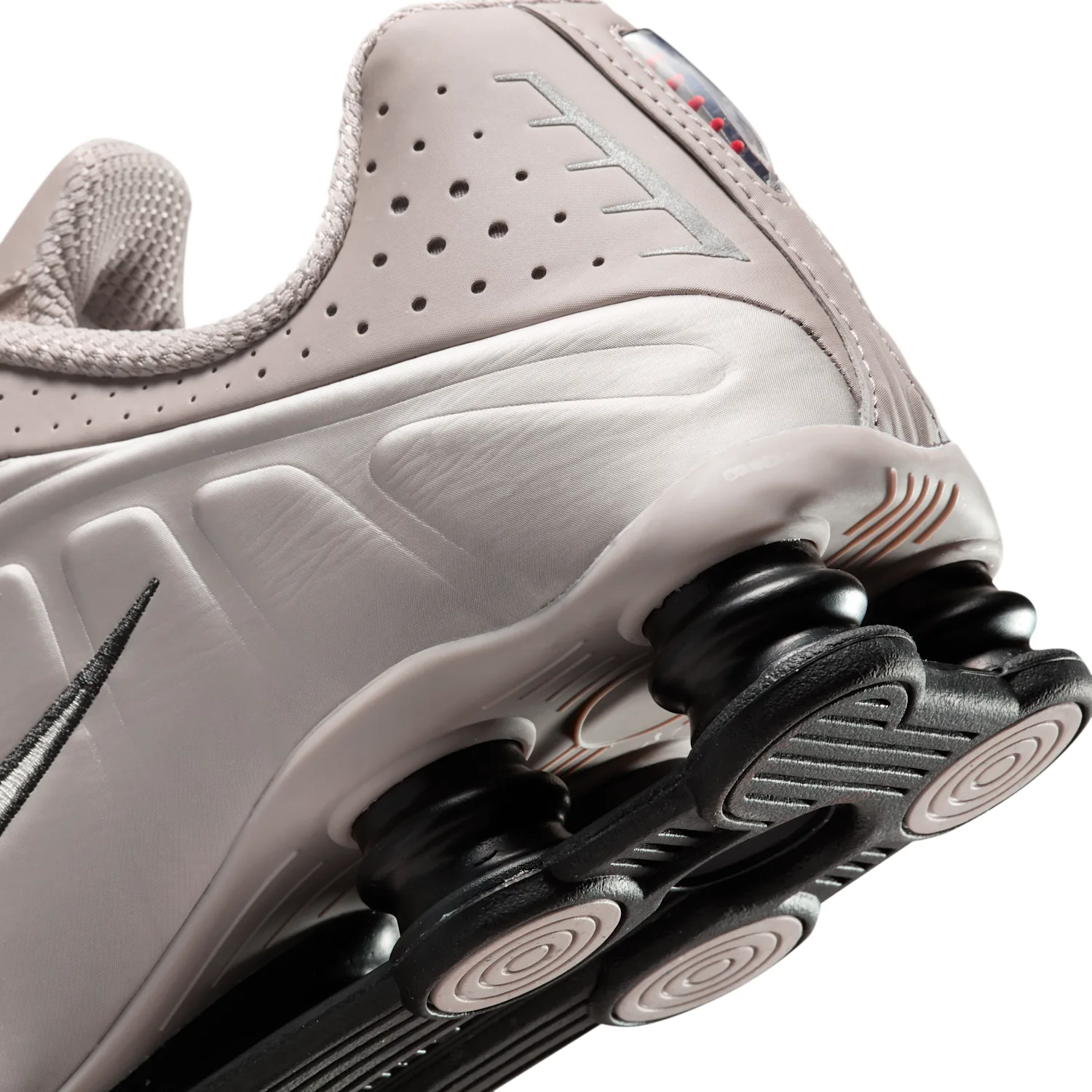 Nike Shox R4 image 11